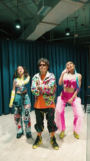 5.1K views · 189 reactions | เชิญชวนมิตรรักนัก #TikTok ทุกคนรวมตัวกันที่ #อย่าจับChallenge กันจ้า ใช้ซาวน์ #อย่าจับ ด้วยนะงับ  https://vt.tiktok.com/ZS81xjLDh/ | High Cloud Entertainment | Facebook