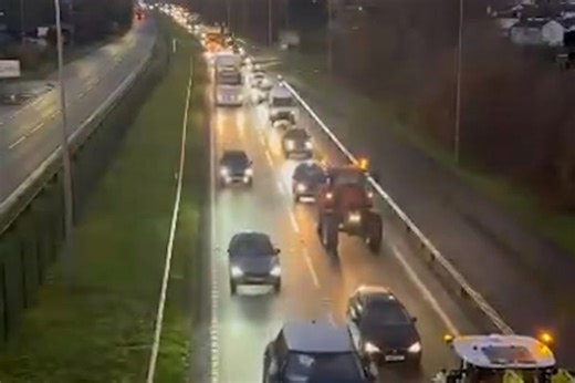 Angry farmers take part in go-slow protests across UK ahead of Budget