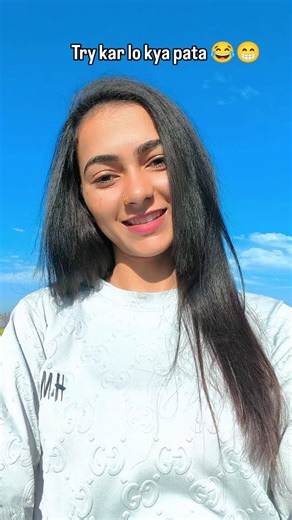 Manisha Khatkar on Instagram: "Main Kisi Ka nahin hun filhal 😂😁 . . . . ."