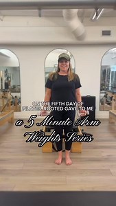 12 DAYS OF PILATES🎄 Day 5 is a quick arm weights series you can do at home or on the go💪 Grab your light weights & follow along: 30s Slow Bicep Curls 1m Serve a Tray 30s Shoulder Rotation 1m Overhead Press 1m Lateral Raises 1m Tricep Presses Video is sped up for time purposes, work slow & controlled🤍✨🌿 | Rooted Pilates CM