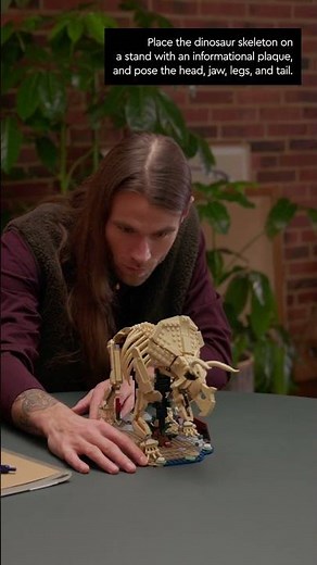 There is a new fossil in town! LEGO Jurassic World Dinosaur Fossils: Triceratops
