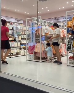 Two Different Life In One Frame...!🥺💔 | 𝖧 𝗒 𝗉 𝗇 𝗈 𝗍 𝗂 𝗓 𝖾