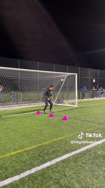 Essential Goalkeeper Training Techniques for Quick Saves