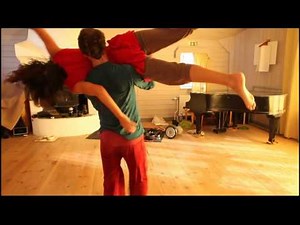Contact Improvisation - Moments of practice, with Irene Sposetti & Johan Nilsson