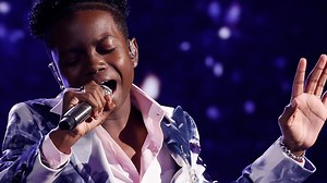 D'Corey Johnson shined on the stage tonight! #AGT | Terry Crews
