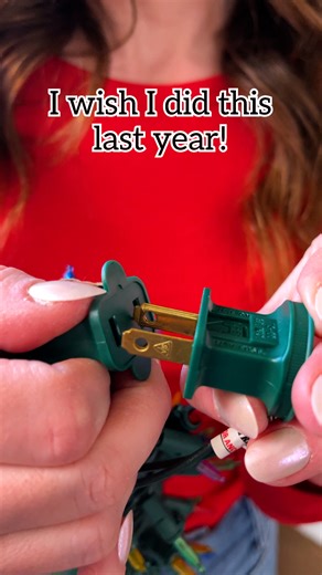 Best way to store Christmas lights! #christmaslights #homeorganization | Jeff & Lauren