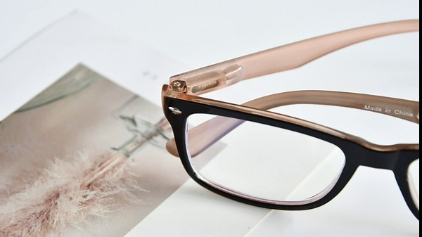 Eyekepper Computer Reading Glasses,Reduce Eye Strain Computer Readers (Black,+0.5)