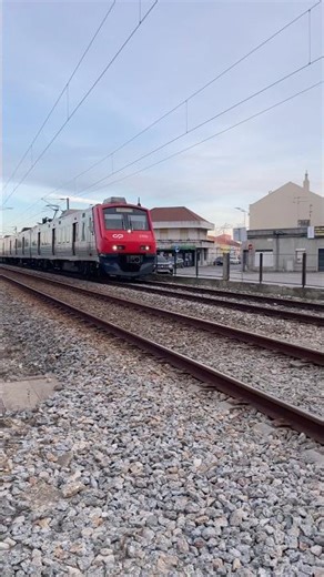 CP UQE 2300 arriving at Alhos Vedros 🇵🇹