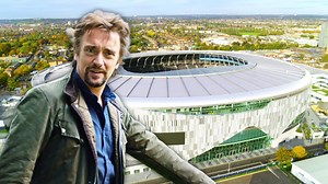 ¿Será el nuevo estadio del Tottenham el más imponente y titánico de Europa? ¡Richard Hammond quiere conocer más detrás de esta enorme y fascinante construcción! ⚽🏟️🤩 #RichardHammondALoGrande | Discovery Latinoamérica