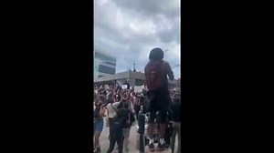 36K views · 336 reactions | Footage shows protesters mounting a graffiti-clad CNN sign, holding placards that read “black lynching must go” and “justice for all, black lives matter” during the rally in Atlanta: https://bit.ly/2MbQIzp Credit: @everythingxlowkey via Storyful | FOX 5 Atlanta | Facebook