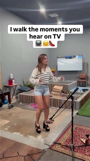 Foley Artist Recreates Footsteps for TV Shows 👠🎬