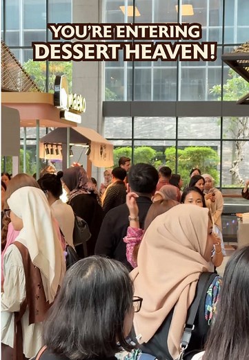 Stepping into dessert heaven✨ Magnum x JKTGO Crazy Dessert Festival is finally here!🍦🍩🍰🍫 Experience Indonesia’s first-ever Magnum Bakery, create your own DIY Magnum Pastry for FREE, and explore 15 exclusive Magnum collaboration menus, all crafted to indulge your cravings. Plus, many more curated dessert tenants by JKTGO ready to sweeten your day! 🍨🤍 #Magnum #MagnumxJKTGO #CrazyDessertFestival #MagnumBakery