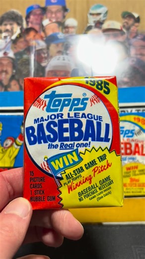 273 reactions · 9 comments | 1985 Topps Baseball #baseballcards #packopening #vintagepack #junkwax #topps | Cards.nostalgia | Facebook
