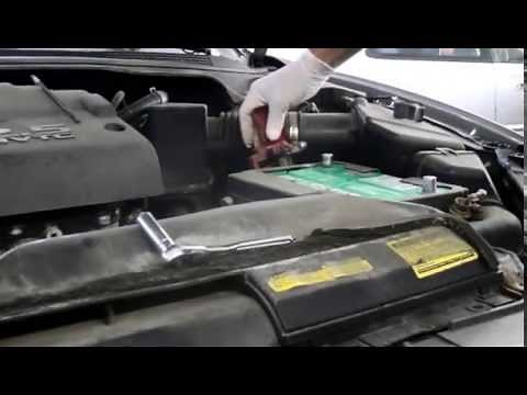 How to replace the battery on a Nissan