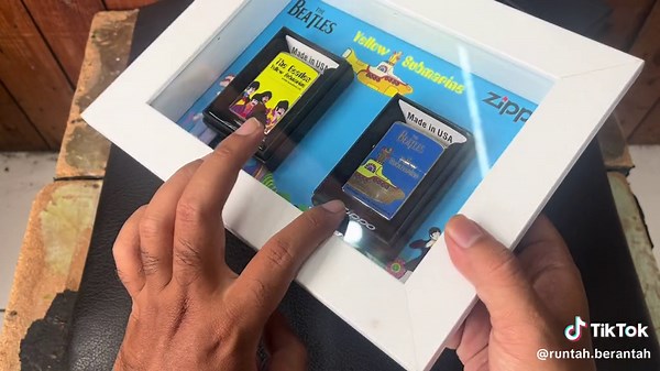 zippo the beatles yellow submarine Rp 850k #thebeatles