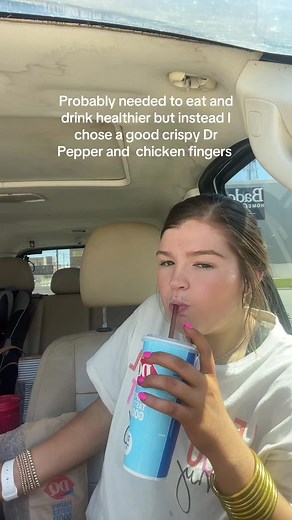 JessOnLive🎥🎁 (@jessalynnnn.cady)’s videos with original sound - music.rly