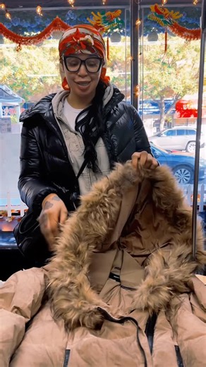 Michelle Dry Cleaner on Instagram: "Mackage coat restoration #tailor #drycleaning #fur #mackage #nyc"
