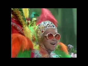Elton John - Crocodile Rock (The Muppet Show, 1977)