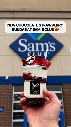 Sam’s Club Favorites on Instagram: "❤️ NEW “Be Mine” Choco-Strawberry Sundae at the Sam’s Club Cafe! This delicious seasonal treat features vanilla froyo topped with strawberry filling, chocolate syrup, chocolate curls, and freeze dried strawberry slices…YUM! 🤤 Just $1.58 🙌🏻 #samsclub #samsclubfinds #icecreamsundae"