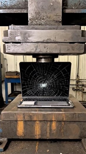 Can a Hydraulic Press Destroy an Apple MacBook? 🤯 | #shorts #viral #trending #fyp #hydraulicpress