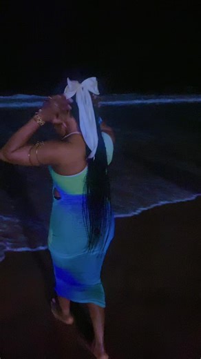 🫦Anabel 🫥 (@annahmontana1)’s videos with original sound - Lyrics Mack