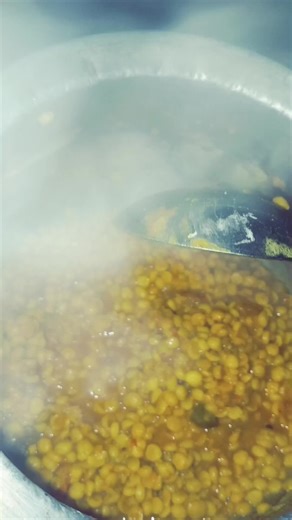 Cooking Lentils: A Simple Kitchen Recipe