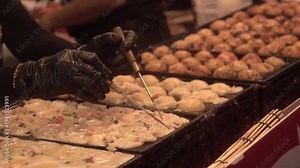 Cooking Thai fried mussels recipe, or hoi tod