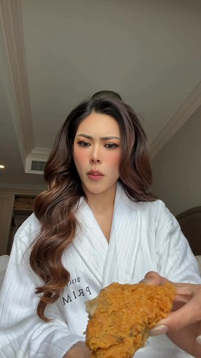 3.3M views · 165K reactions | Thank you Emma for bringing me to eat delicious food 﫠殺 Emma Tiglao #gotchabell #กชเบล | Gotchabell Gotchapan | Facebook