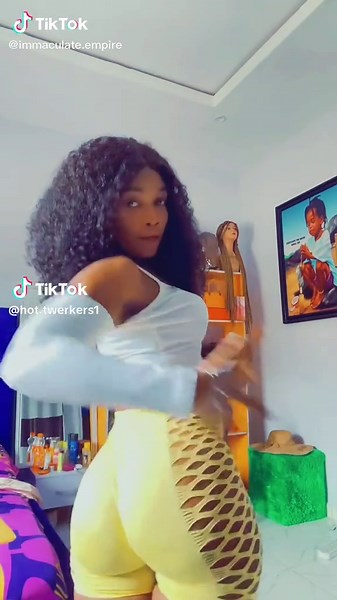 hot twerkers (@hot.twerkers1)’s videos with original sound - hot twerkers