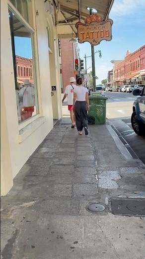 Honolulu Chinatown – Noon Walk Vibes