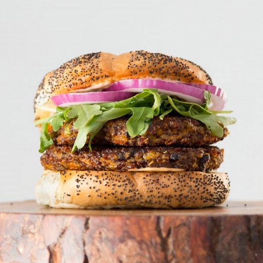 Cheesy Quinoa Burger Full recipe: http://taste.md/2ag0tuN | Tastemade