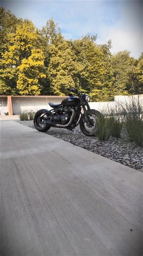 4.8K views · 981 reactions | Triumph Bobber with open air filters (airbox elimination kit) enjoy the sound at the end. Race Bobber . . . #classicbikeraisch #triumph #bonneville #triumphclassics #triumphbonneville #triumphspirit #black #bobber #triumphbobber #bonnevillebobber #bobberblack #triumphbobberblack #chopper #racebobber #black #jekillandhyde #airboxeli | Classicbike-Raisch | Facebook