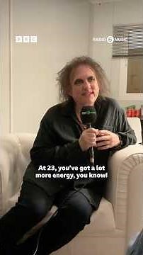 Robert Smith in awe of Olivia Rodrigo 😭🎸 #shorts #thecure #oliviarodrigo #primavera #festival