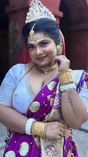 8K views · 3.2K reactions | কেউ ধরো আমাদের নতুন বউকে পড়ে যাচ্ছে ❤️❤️ @highlight | Esha Gupta | Facebook