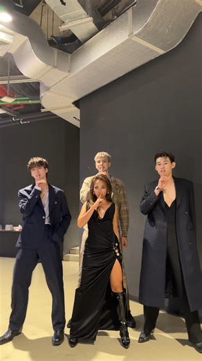 #MILLI กับ #oohChallenge ไม่ร้องอู้หู้ววยังไงไหวครับเนี่ย 🤩 TOTY MUSIC AWARDS THAI MUSIC OF THE YEAR 📍TRUE ICON HALL, 7FL ICONSIAM ATLAS ooh! #ชาเลนจ์แบบอู้ว์ #oohATLAS #ATLASxTOTY2024 #ATLASth #ATLAS_th #XOXOentertainment #Tpop | ATLAS