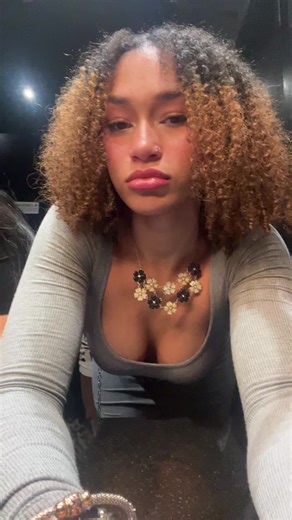 lightskinlioness (@lightskinlioness)’s videos with Fuh Dolly - Badd Dolly