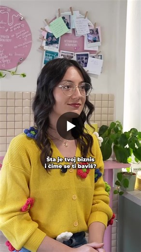 Dobra ideja često ne nastane iz biznis plana. Već iz potrebe. Upravo tako je nastao brend Zdravo, Zaza! Sirovi kolači, torte i sladoledi. Bez bijelog šećera. Bez glutena. Bez aditiva. Ali ideja… | ICBL - Innovation Centre Banja Luka