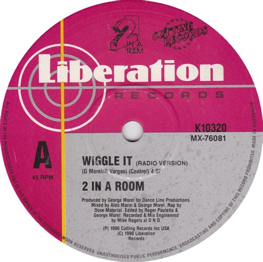 2 In A Room - Wiggle It (Radio Version)