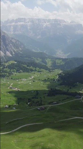 Stunning Puez-Geisler nature park, Dolomites