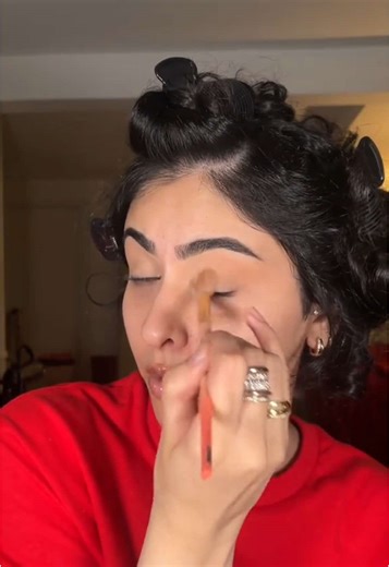 Eyeshadow Tutorial: Step-by-Step Guide for Beginners