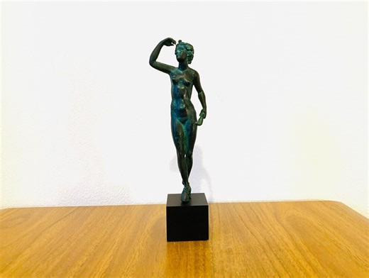 Ancient Greek Female Nude Metal Statue, Replica, Signed by the Artist - Etsy