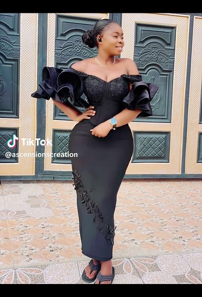 Stylish Black Outfits for Funeral Ceremonies