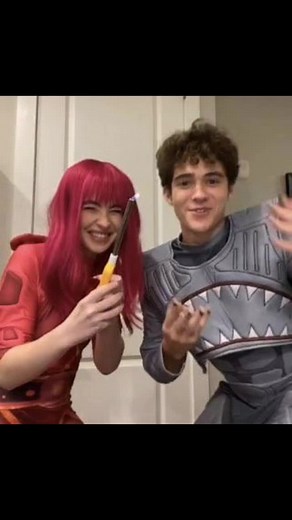 Doppelganger: Josh Bassett y Sabrina Carpenter