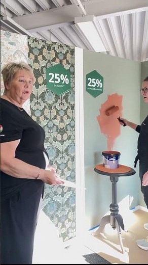 Inomhusveckor på tapeter och inomhusfärg