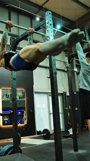 Lee Keyrouz 🇿🇦 on Instagram: "lever drills🥵! muscle activation capacity work! #calisthenics #bodyweighttraining #training #streetworkout #lever"