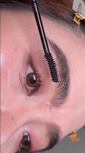 Trying the VIRAL Mascara 👁️🪄🦋 #makeup