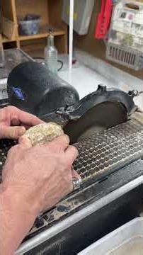 Cutting geodes! What’s inside this sugar geode?