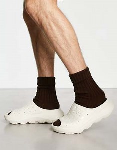 UGG Slide It molded clogs in sand | ASOS