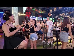Siem Reap Pub Street Nightlife Tour - Cambodia Trip 4K - 2025