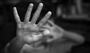 Beth Thomas: Child of Rage wird Krankenschwester